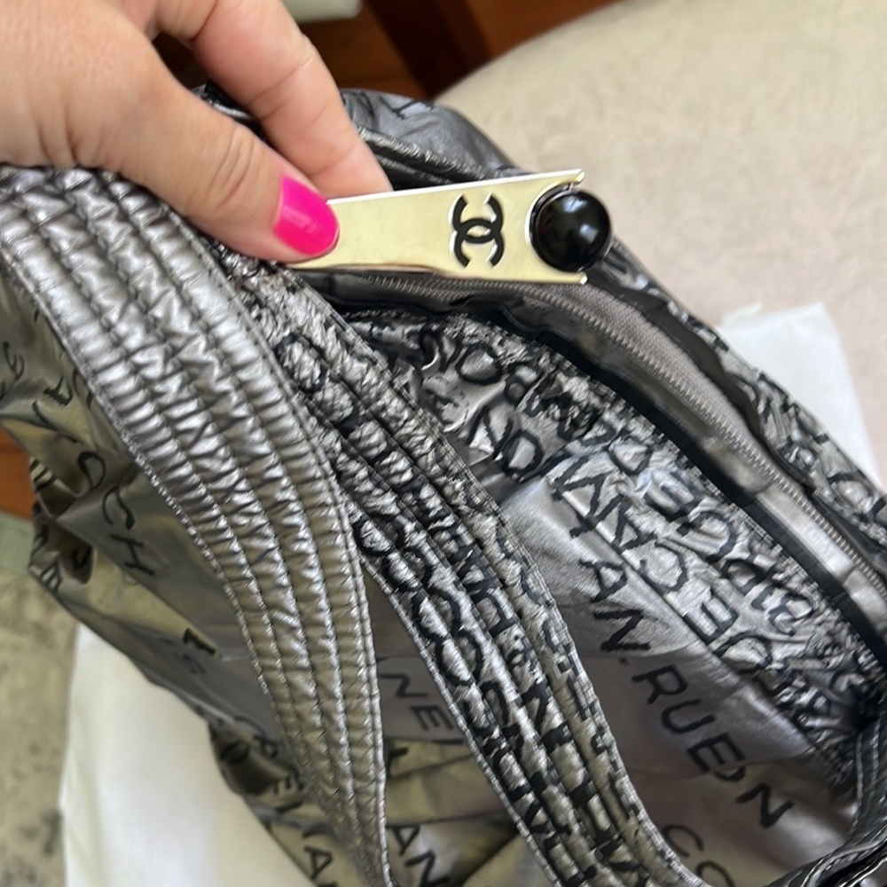 *TRADED* CHANEL Metallic Unlimited Ligne 31 Rue Cambon Coco Weekender Bag - Picture 8 of 11